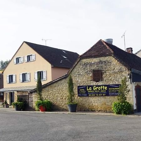 Hotel La Grotte Sagy  Exterior photo